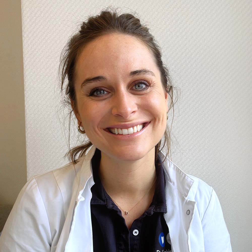 Dr. Sophie Frisch