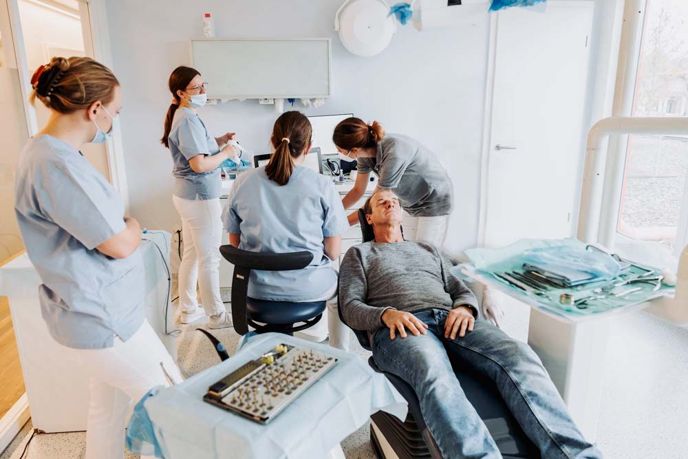 Oralchirurgie Behandlung